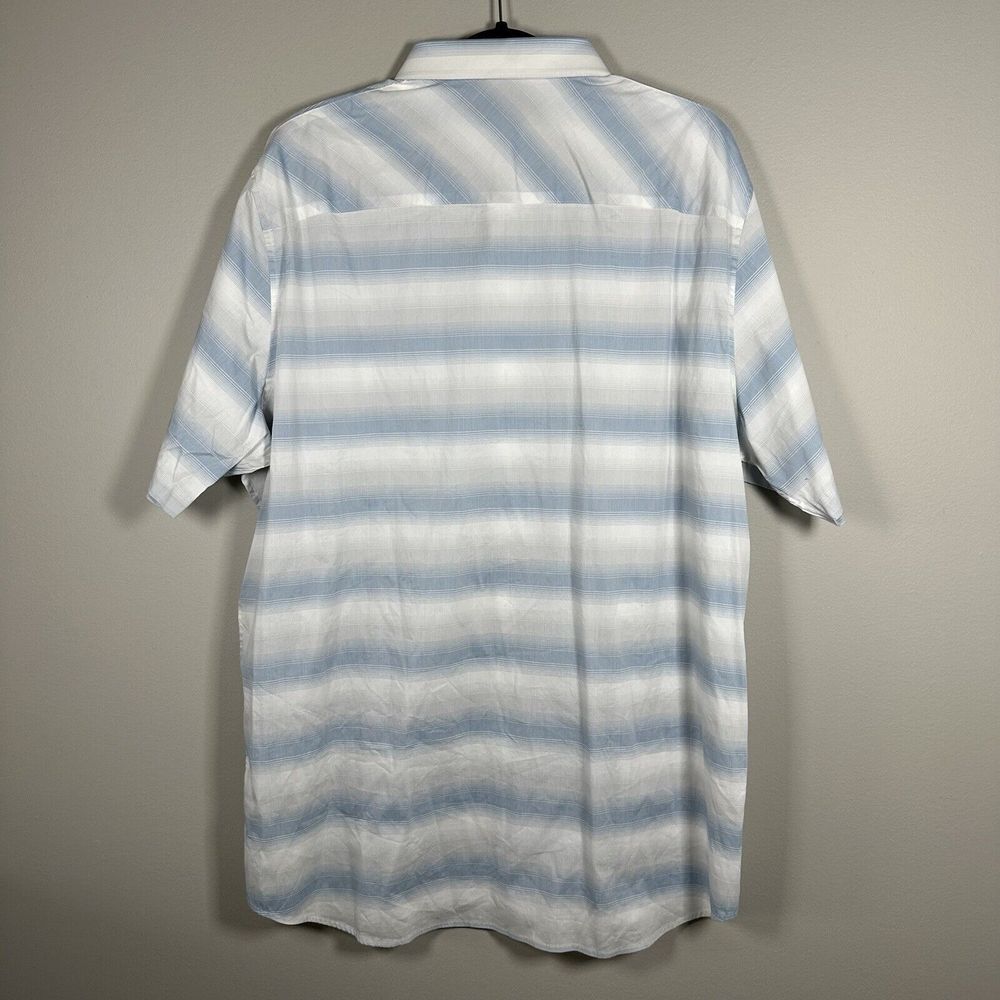 NWT Travis Mathew 2XL Dusk‎ Blue White On The Line Short Sleeve Button Up Shirt - Picture 2 of 7